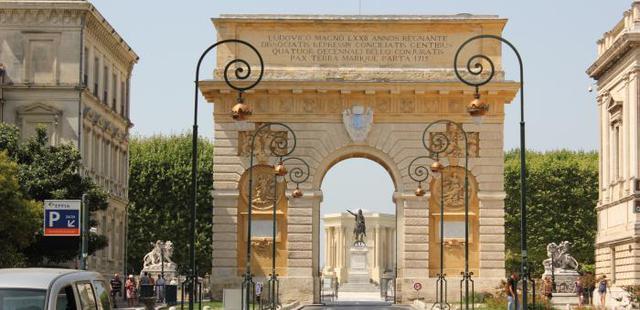 Porte du Peyrou