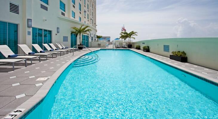Crowne Plaza Ft. Lauderdale Airport/Cruise, an IHG hotel