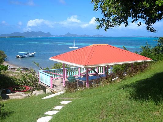 Bayaleau Point Cottages