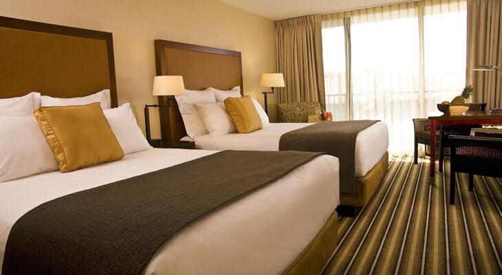 Maui Coast Hotel