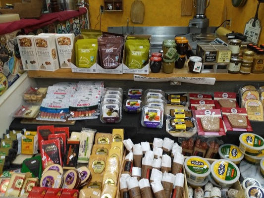 Los Olivos Grocery