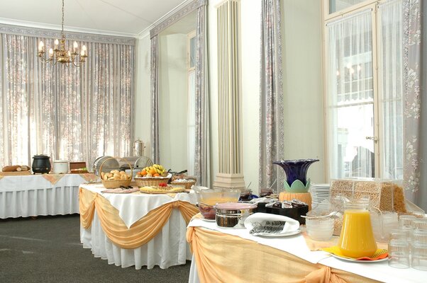 THE HEY HOTEL