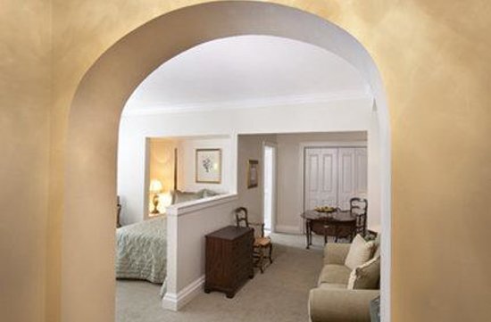 The Pontchartrain Hotel