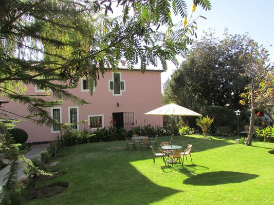 Queen's Villa Hotel Boutique