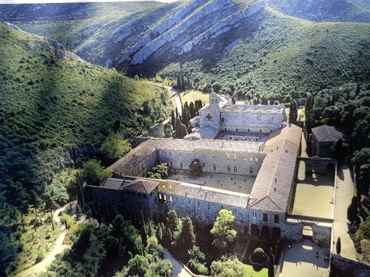 Abbaye De Fontfroide