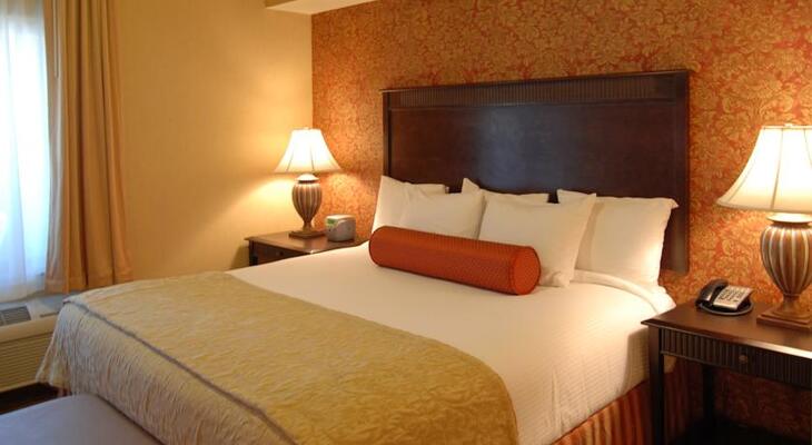 Oxford Suites Boise