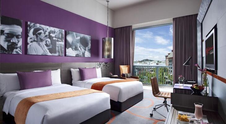 Hard Rock Hotel Singapore