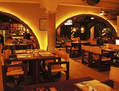 Rolandi's Restaurante (Av Coba)
