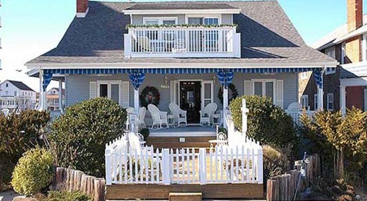 An Inn on the Ocean