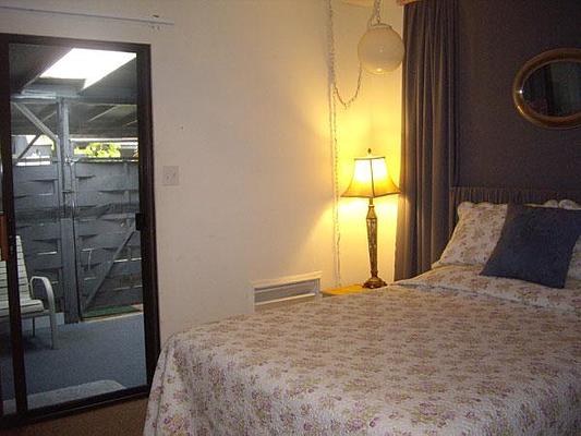 Pineapple Park Hostel - Kona