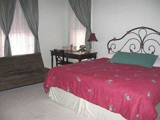 Olde Judge Mansion
