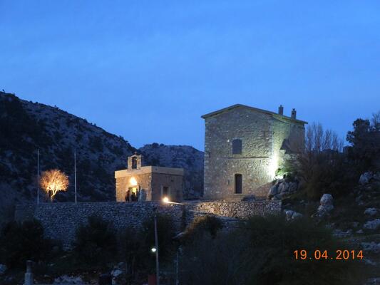 Neos Omalos Hotel