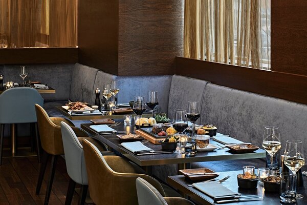 [M]eatery Bar + Restaurant Hamburg