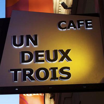 Cafe Un Deux Trois