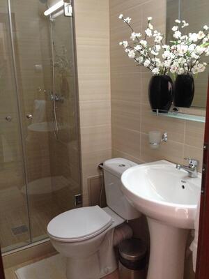 Grand Astoria Hotel