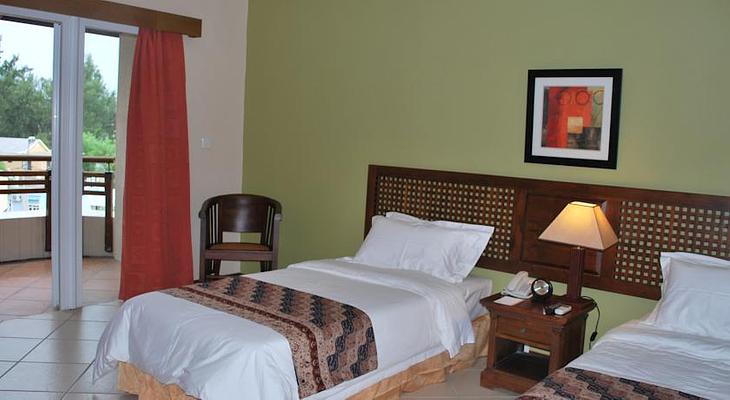 Aanari Hotel & Spa
