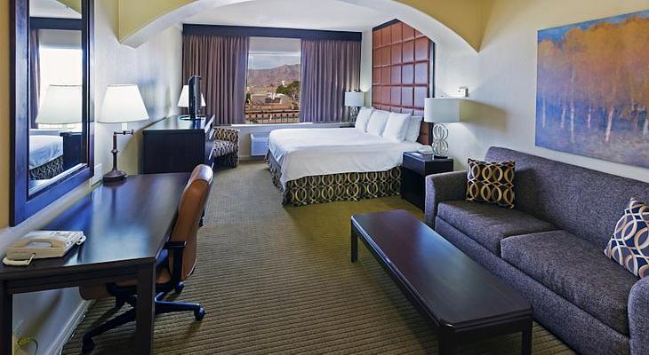 Radisson Hotel El Paso Airport