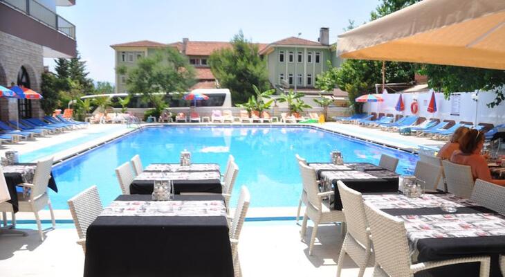Hermes Hotel