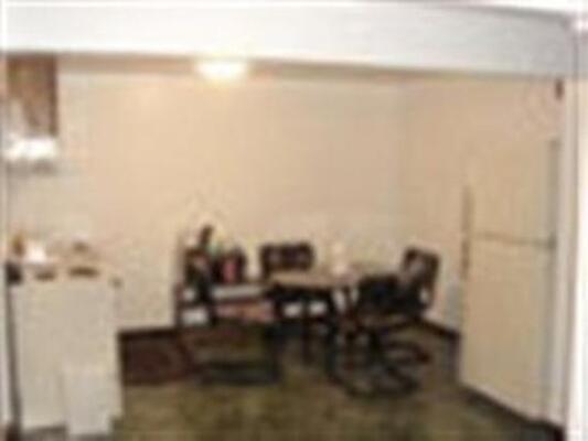 Econo Inn