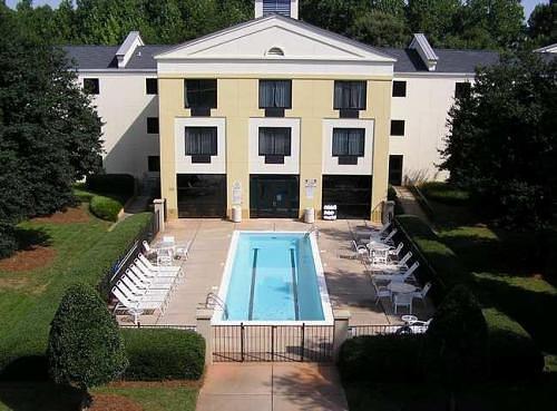 Doubletree By Hilton Hotel Charlotte Airport