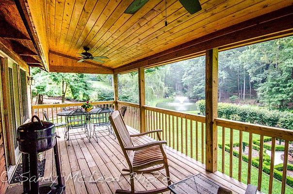 Asheville Cabins of Willow Winds