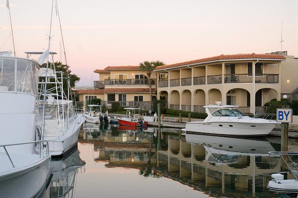 Inn at Camachee Harbor