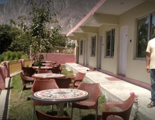 Fort View Hotel & Restaurant