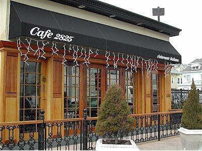 Cafe 2825