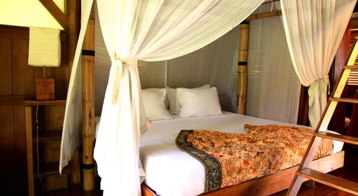 Acajou Hotel