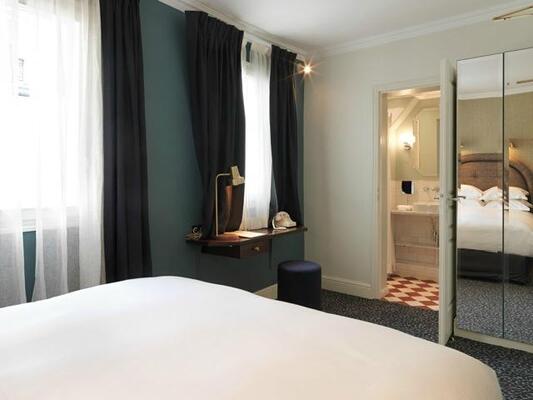 Grand Pigalle Hotel