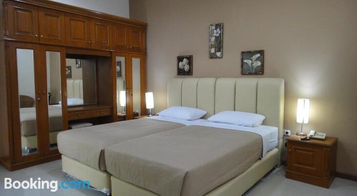 Gondia International Guesthouse