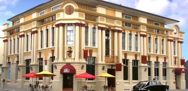 The County Hotel