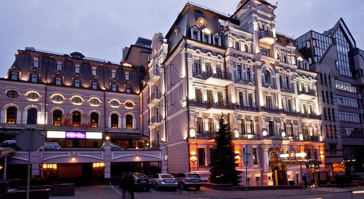 Opera Hotel