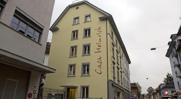 Casa Heinrich Guesthouse
