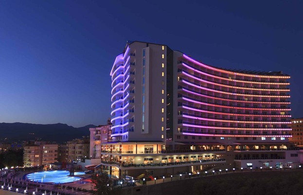 Diamond Resort & Spa