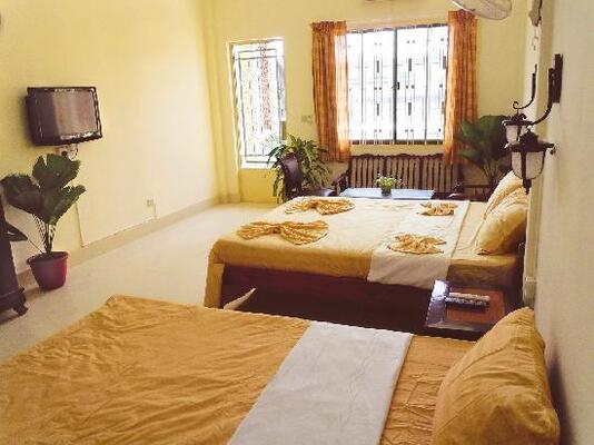 Lone Star Saloon Bar and Guest House