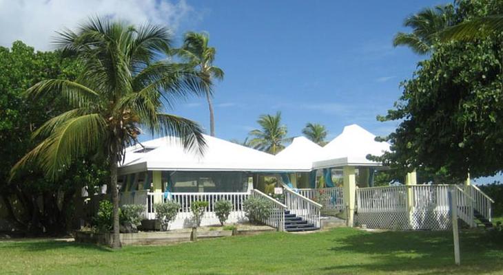 Tamarind Reef Resort