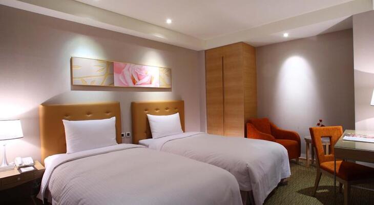 Classic City Resort
