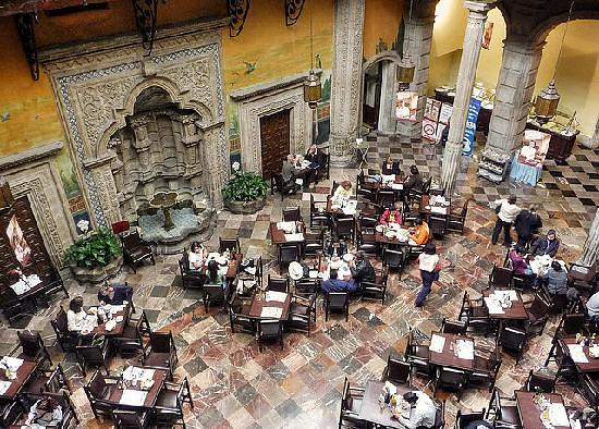 Sanborns de los Azulejos