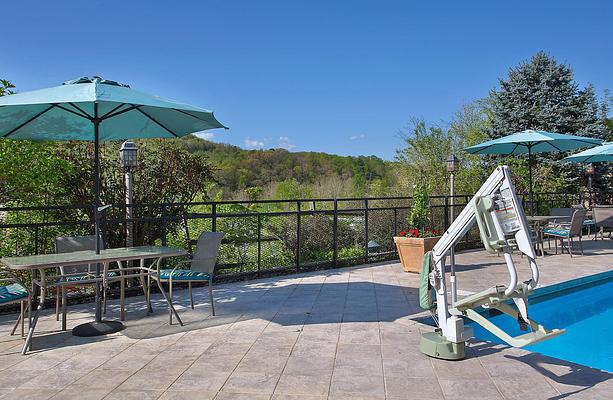 Holiday Inn Asheville East-Blue Ridge Pkwy, an IHG Hotel