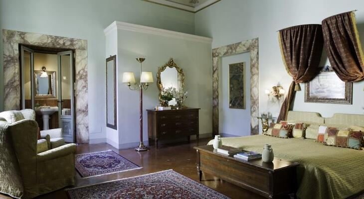 Palazzo Magnani Feroni