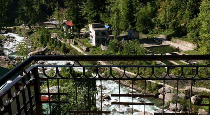 Manali Top Inn & Cafe