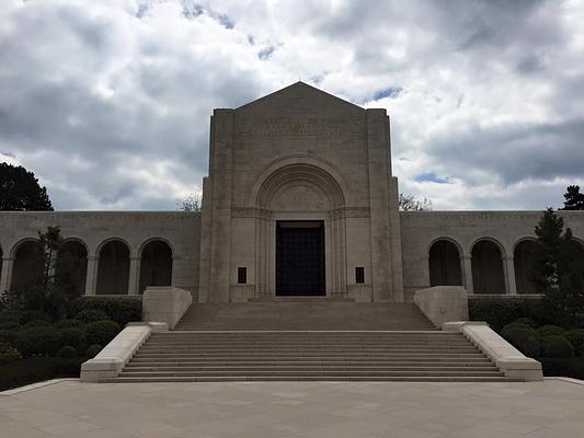 Pritzker Military Museum & Library