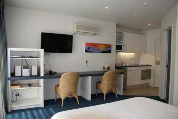 Beaches Suites Nelson