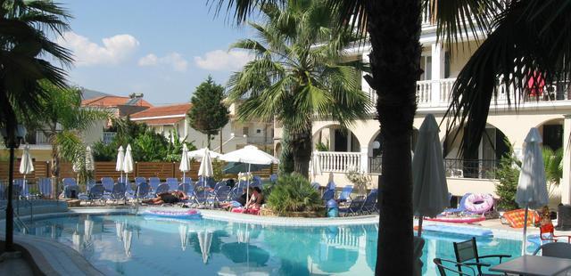 Zante Plaza Hotel & Apartments