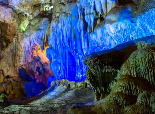 Dau Go Cave