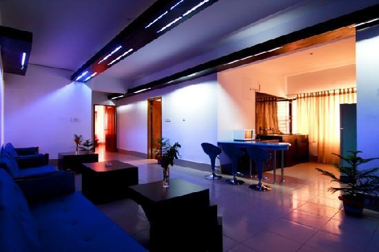 Hotel Tropical Daisy