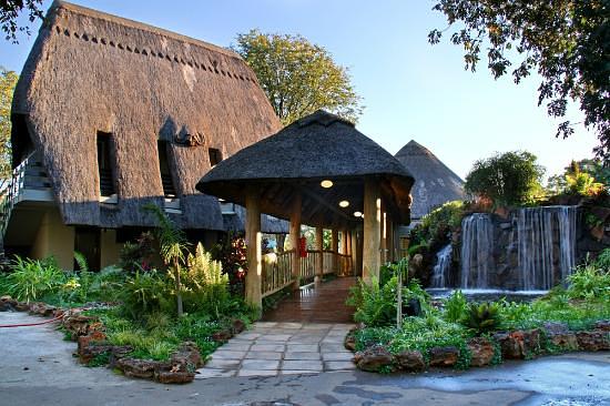 A'Zambezi River Lodge