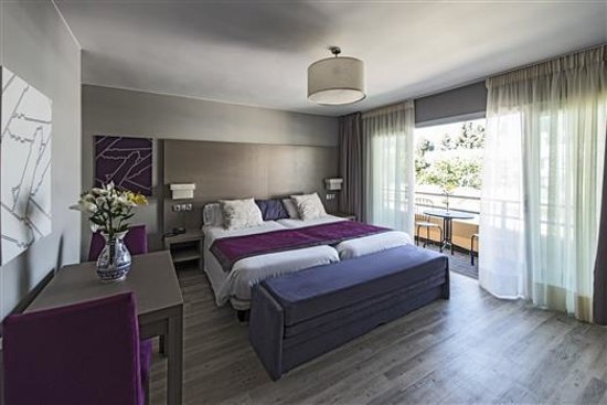 Hotel Apartamentos El Faro