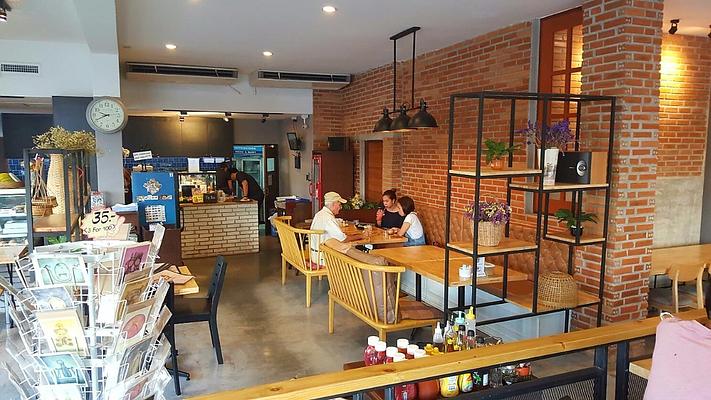 Cafe De Siam